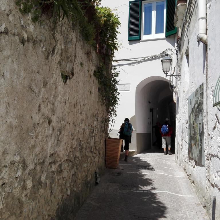Desy's House Villa Minori Buitenkant foto